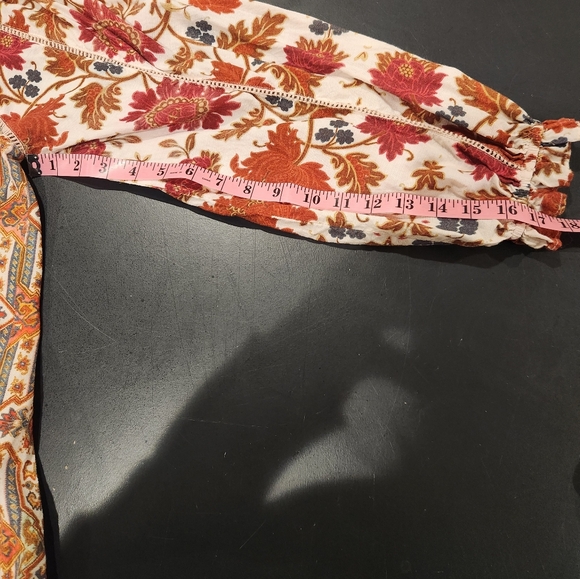 Sundance Beauties Grand Top Womens Size M Floral Mixed Print - Picture 16 of 16